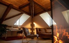 Moderne Altbauwohnung im Zentrum von Bern mit Wellness